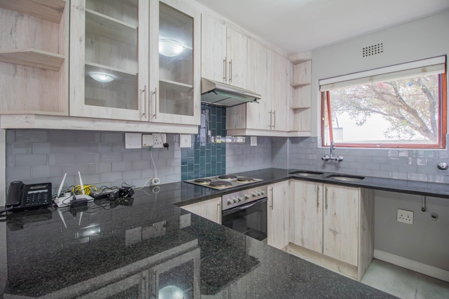 To Let 3 Bedroom Property for Rent in Greenways Golf Estate Western Cape